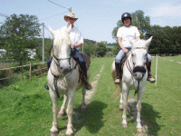 Bernard avec sa femme Sylvie. Après une absence de 20 ans de cheval.. eh..!! bien!!! Félicitation pour Sylvie.