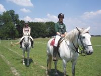 Agathe & Clarisse qui viennent d'une belle région de France la BRETAGNE.